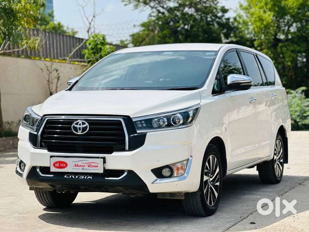 Toyota Innova Crysta 2.4 Z 7 Str, 2023, Diesel