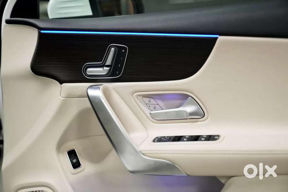 Mercedes-benz A-class Limousine 200, 2025, Petrol