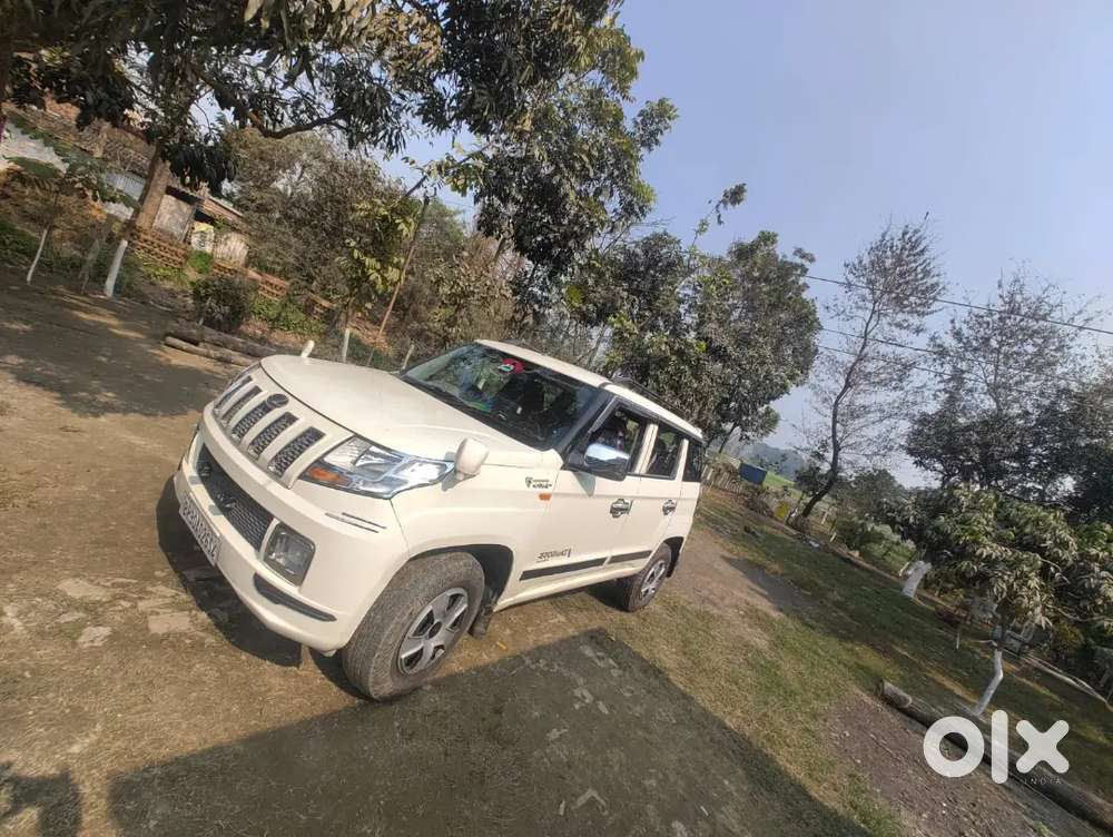 Mahindra Tuv 300 2017 Diesel Well Maintained