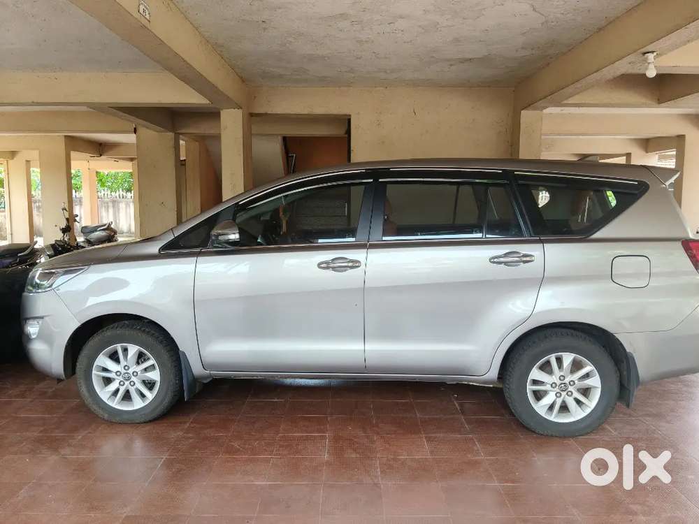 Toyota Innova Crysta 2017 Model Diesel Car