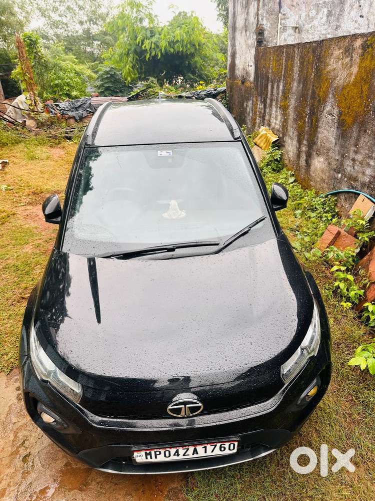 Tata Nexon 1.2 Revotron Xz Plus Hs Dark Edition, 2022, Cng & Hybrids