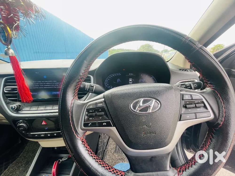 Hyundai Verna Sunroof Diesel Sx Crdi Mt 2021