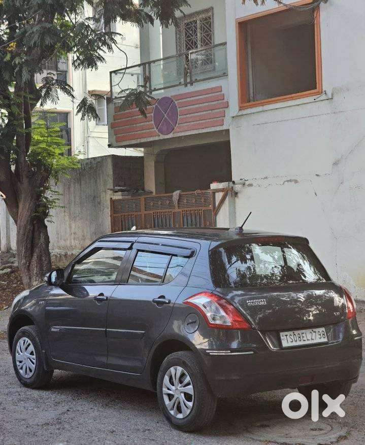 Maruti Suzuki Swift Vxi 1.2 Abs Bs-iv, 2015, Petrol