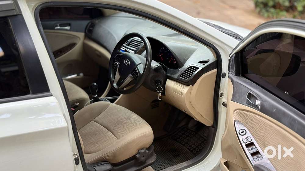Hyundai Verna 2012