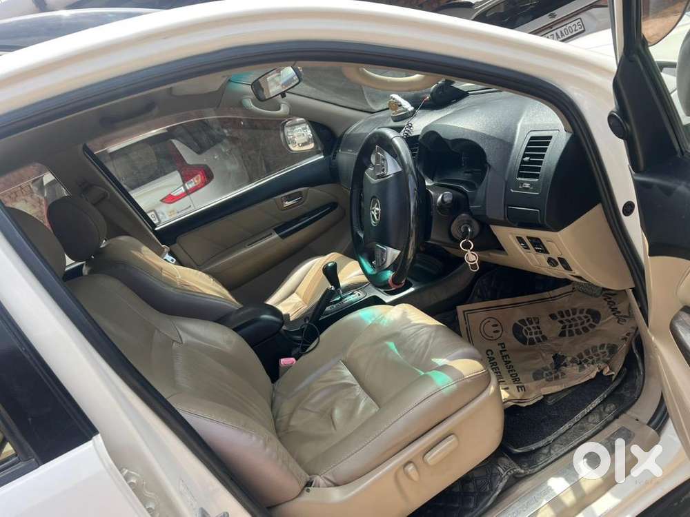 Toyota Fortuner Diesel Well Maintained