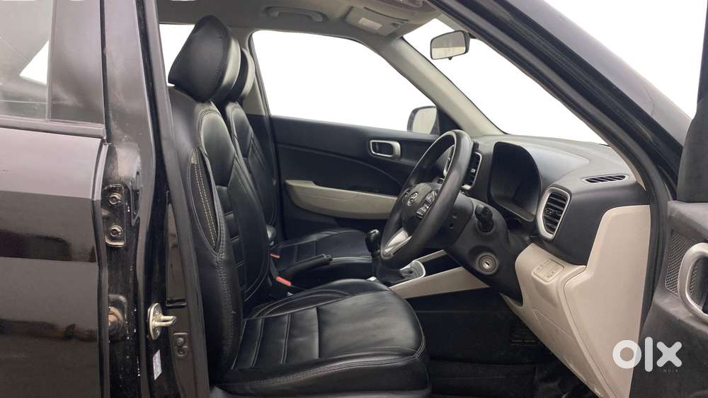 Hyundai Venue [2022-ongoing] 1.2 S, 2023, Petrol