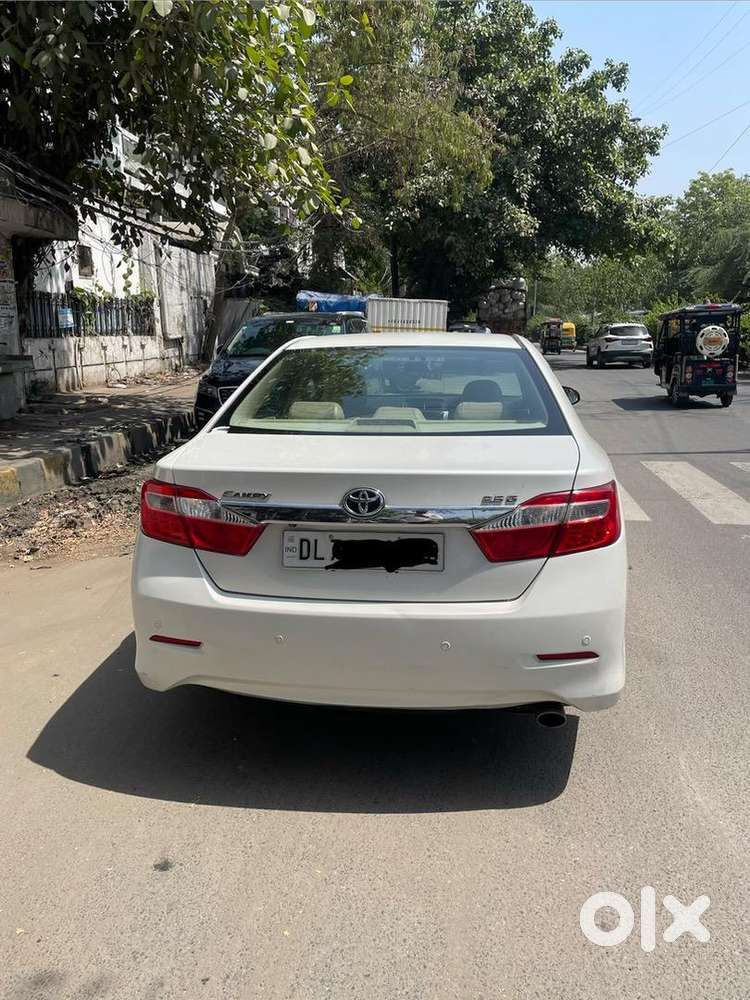 Toyota Camry Car 2013 Model Showroom Condition
