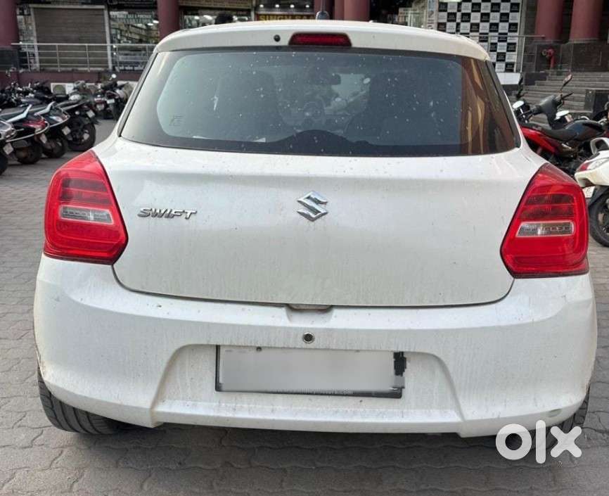 Maruti Suzuki Swift 2018 Zxi, 2019, Petrol