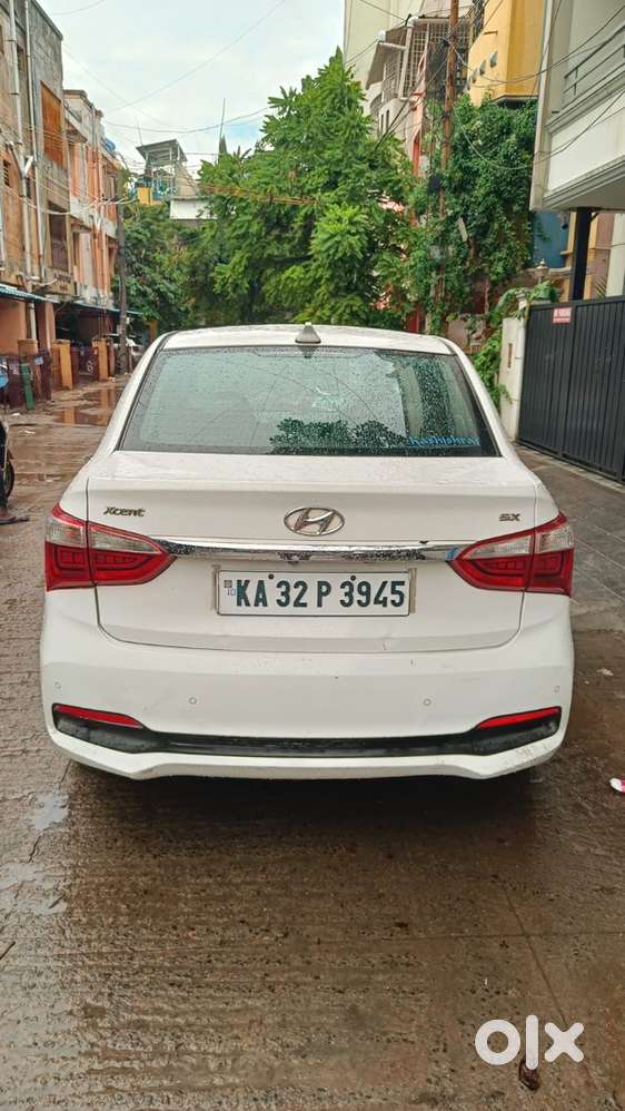 Hyundai Xcent Diesel 2019-karnataka Registered Vehicle