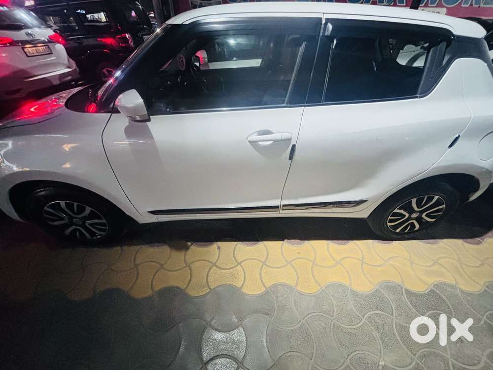 Maruti Suzuki Swift, 2021, Petrol