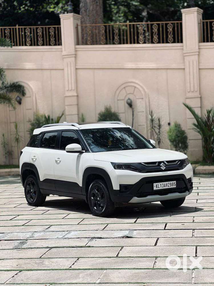 Maruti Suzuki Brezza 1.5 Zxi Plus At Smart Hybrid Dual Tone, 2022, P..