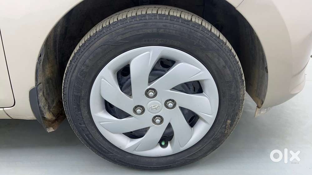 Hyundai Santro Sportz, 2022, Petrol