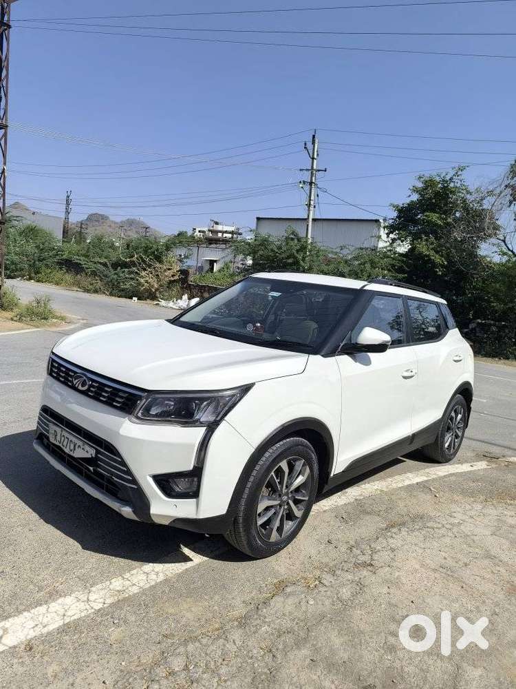 Mahindra Xuv300 W8 Option, 2021, Petrol