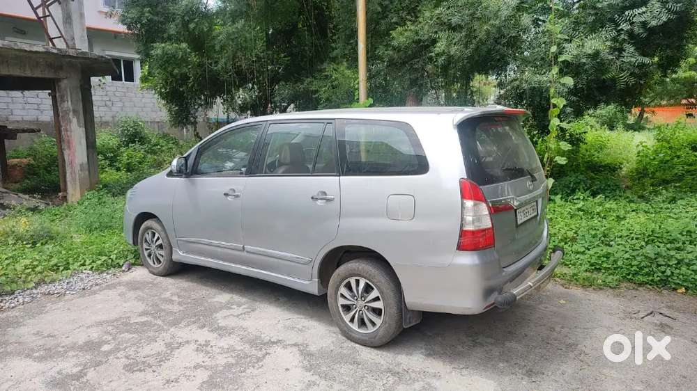 Toyota Innova 2.5 Vx 2015
