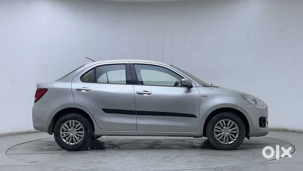 Maruti Suzuki Dzire 1.2 Vxi Amt, 2018, Petrol