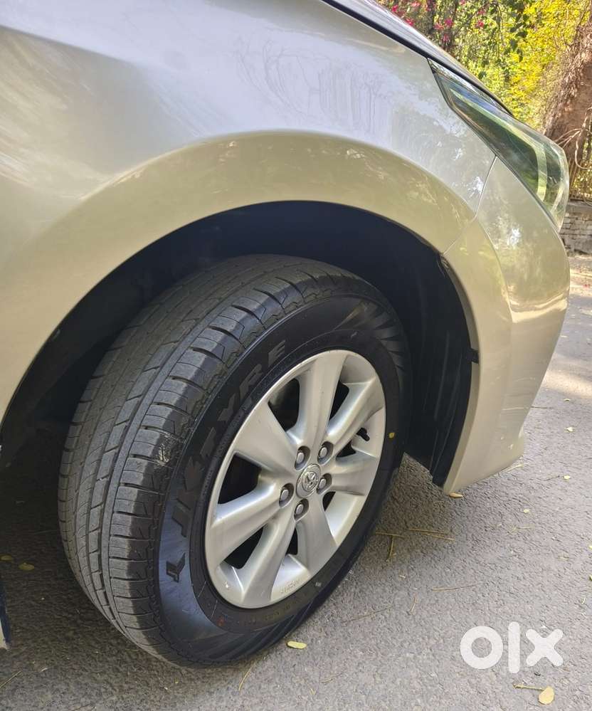Toyota Corolla Altis 2013-2017 G At, 2015, Petrol