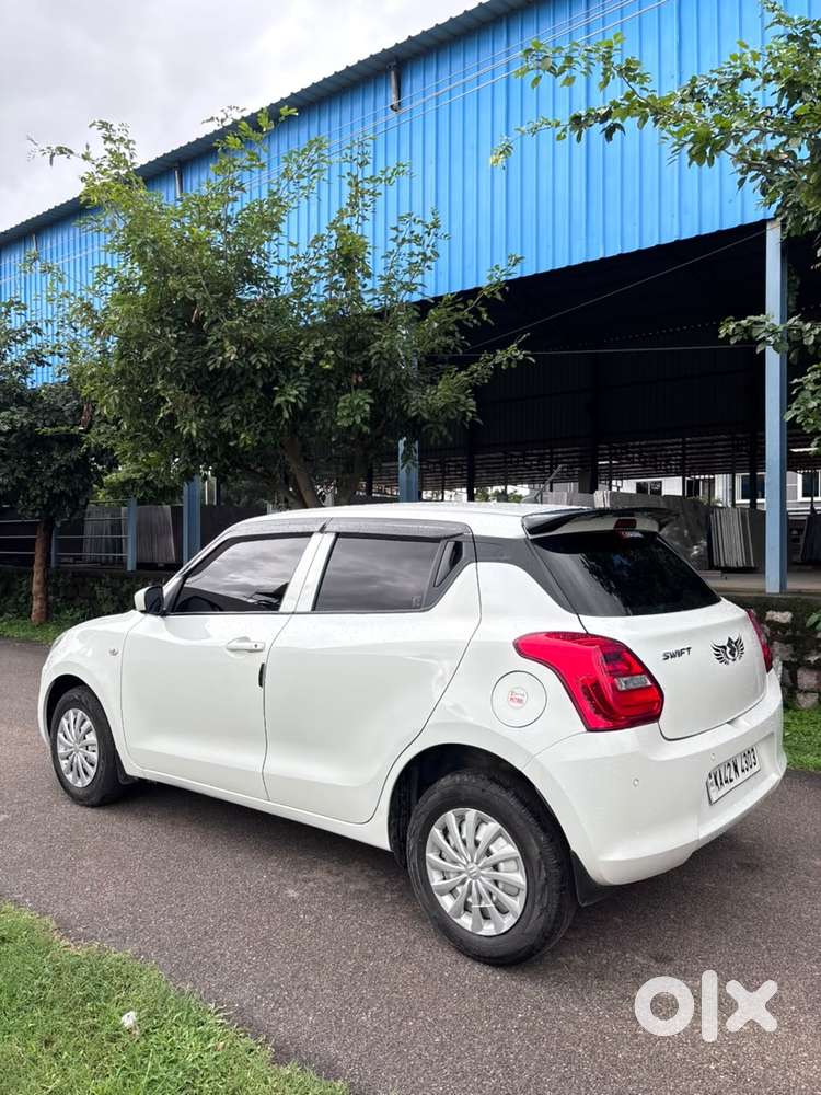 Maruti Suzuki Swift Vxi 1.2 Abs Bs-iv, 2020, Petrol
