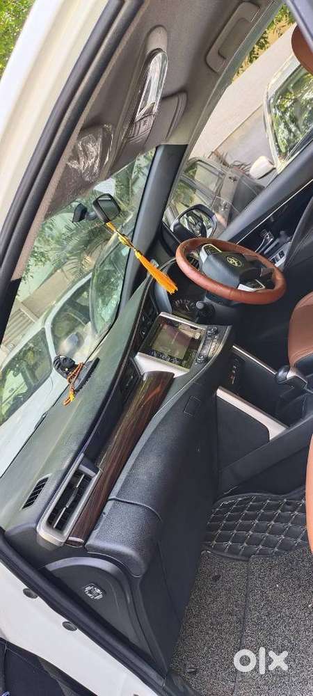 Toyota Innova Crysta Zx 2.4 Diesel 7 Seater, 2017, Diesel