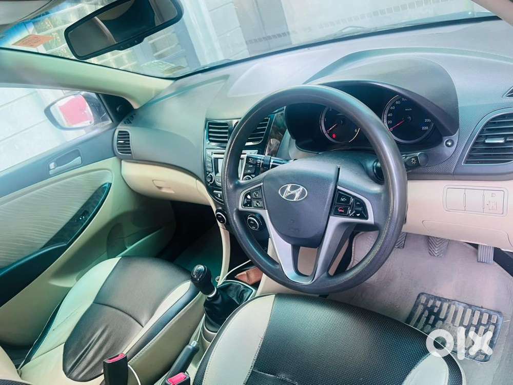 Hyundai Diesel 2016 Car