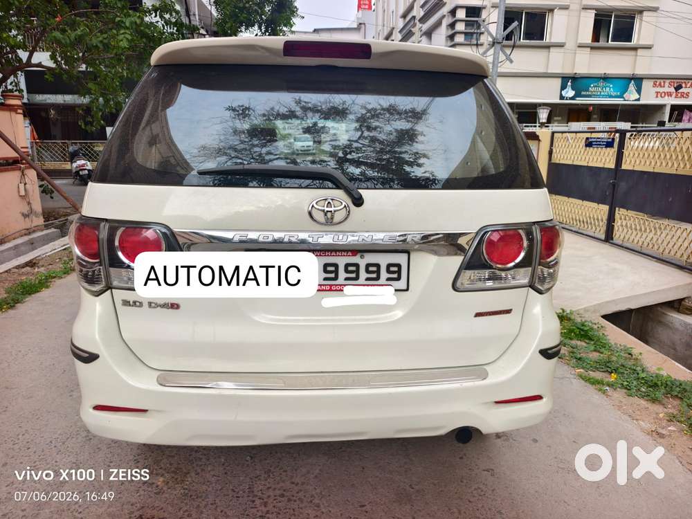 Toyota Fortuner 3.0 4x2 Automatic, 2015, Diesel