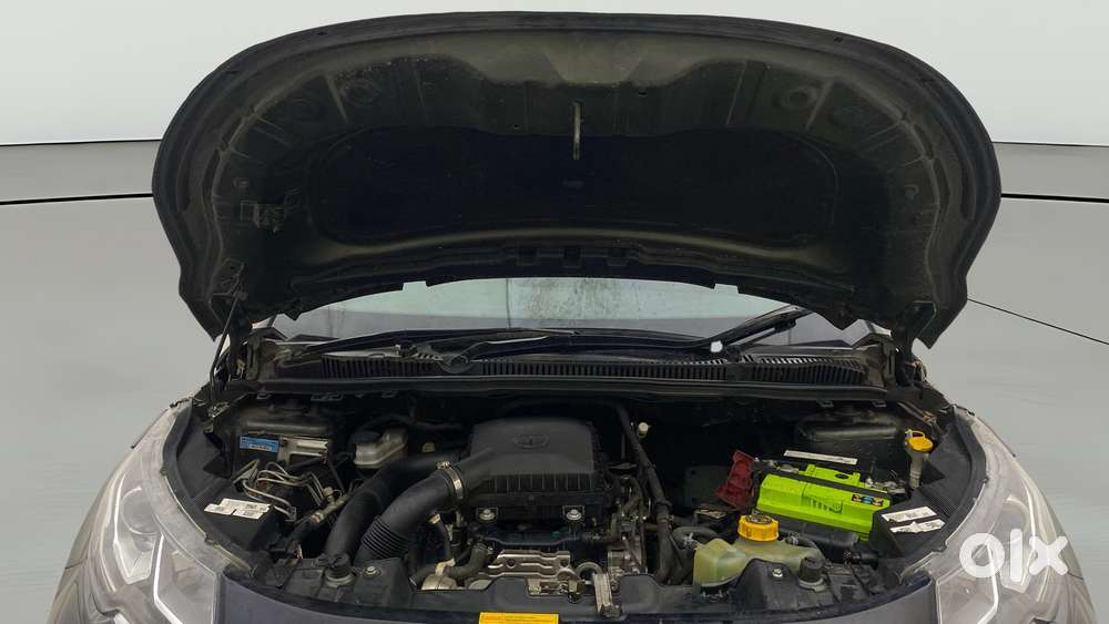 Tata Nexon 1.2 Revotron Xza Plus Dualtone, 2022, Petrol