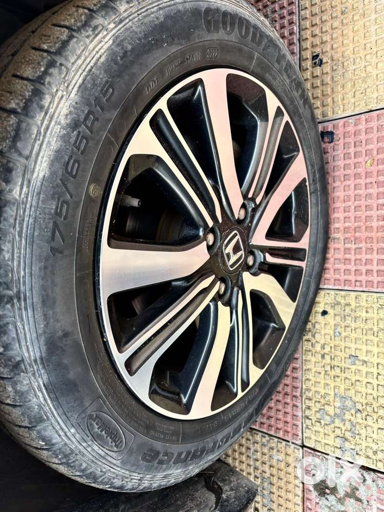 Honda City 1.5 V 5th Gen I-vtec Mt, 2022, Petrol