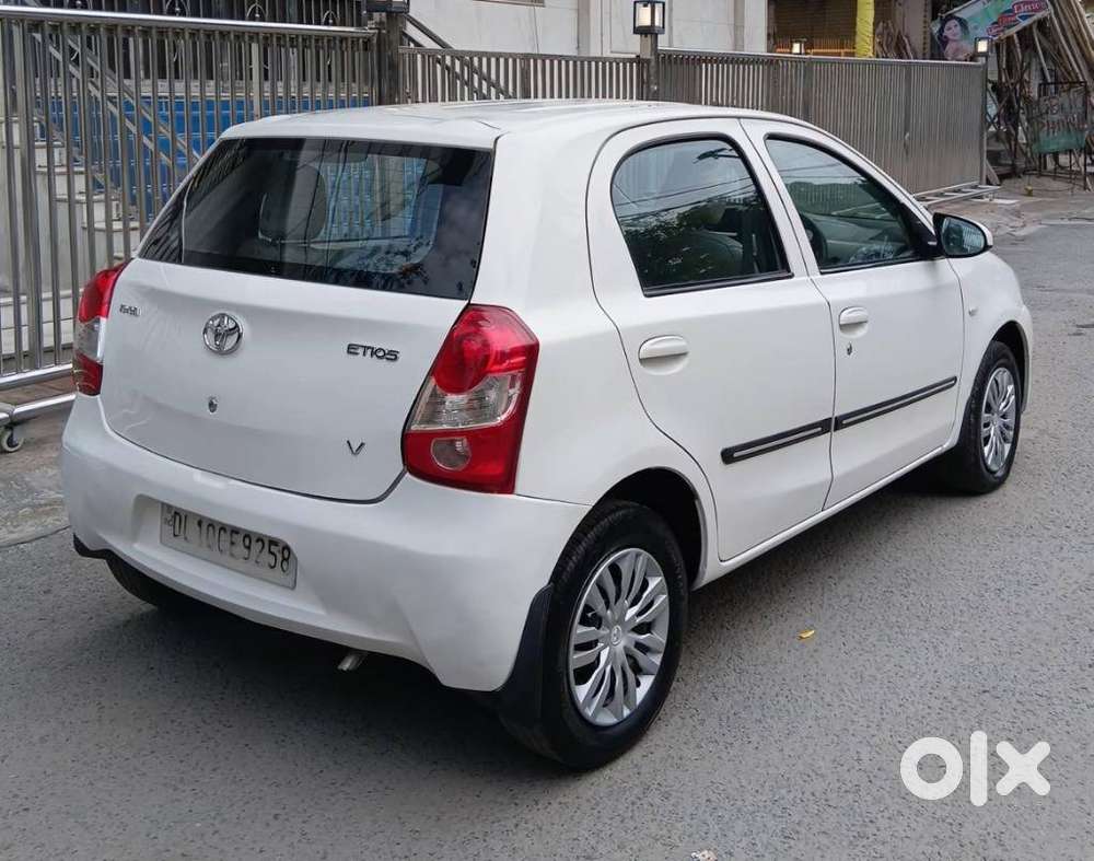 Toyota Etios Liva G Exclusive, 2015, Petrol