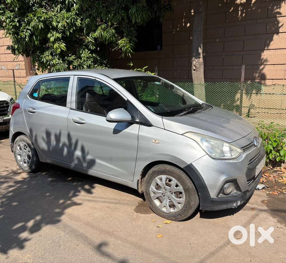 Hyundai Grand I10 2016 Petrol Well Maintained