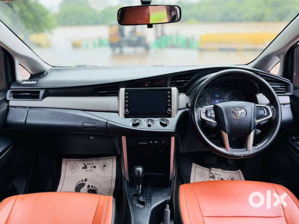 Toyota Innova Crysta 2.4 G Mt 8s, 2022, Diesel