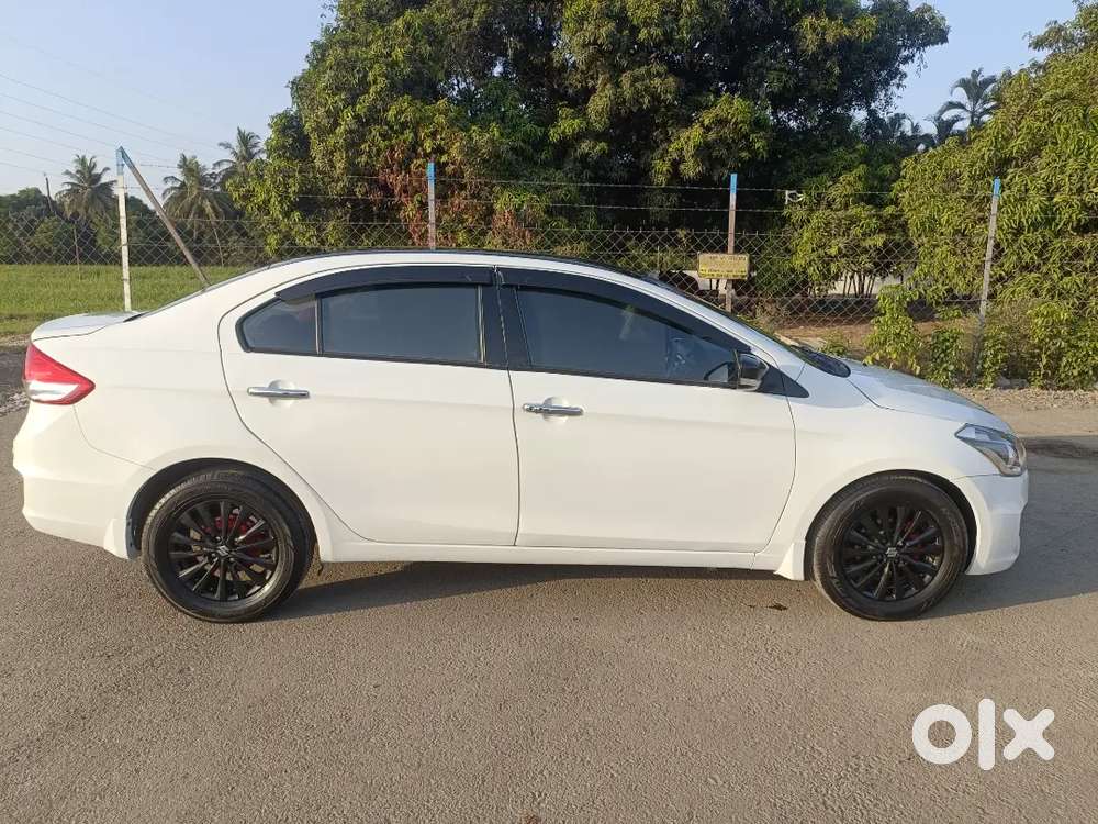 Maruti Suzuki Ciaz 2015 Zdi(o) 
Top Model