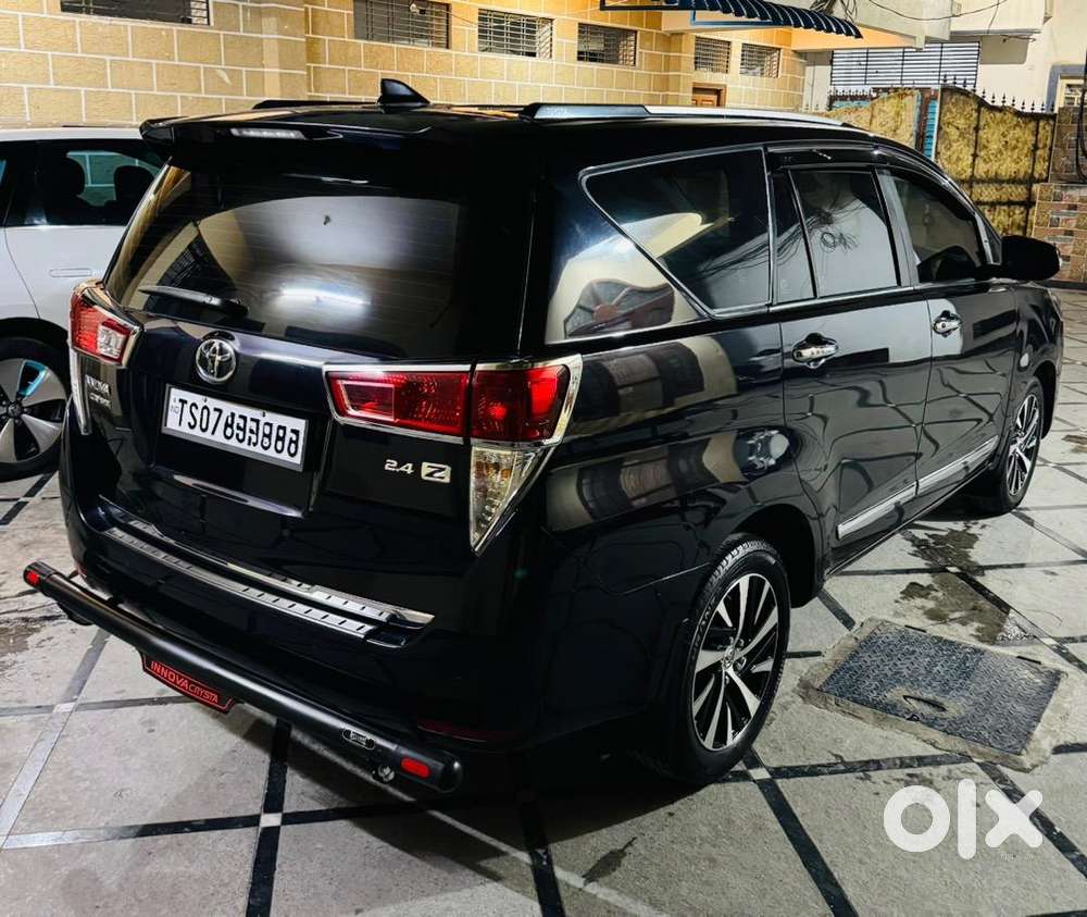 Toyota Innova Crysta 2022 Diesel 70000 Km Driven