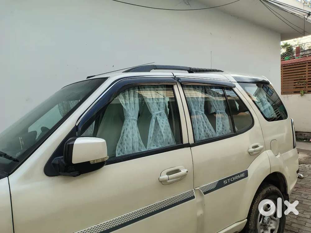 Tata Safari Storme 2016 Diesel Well Maintained