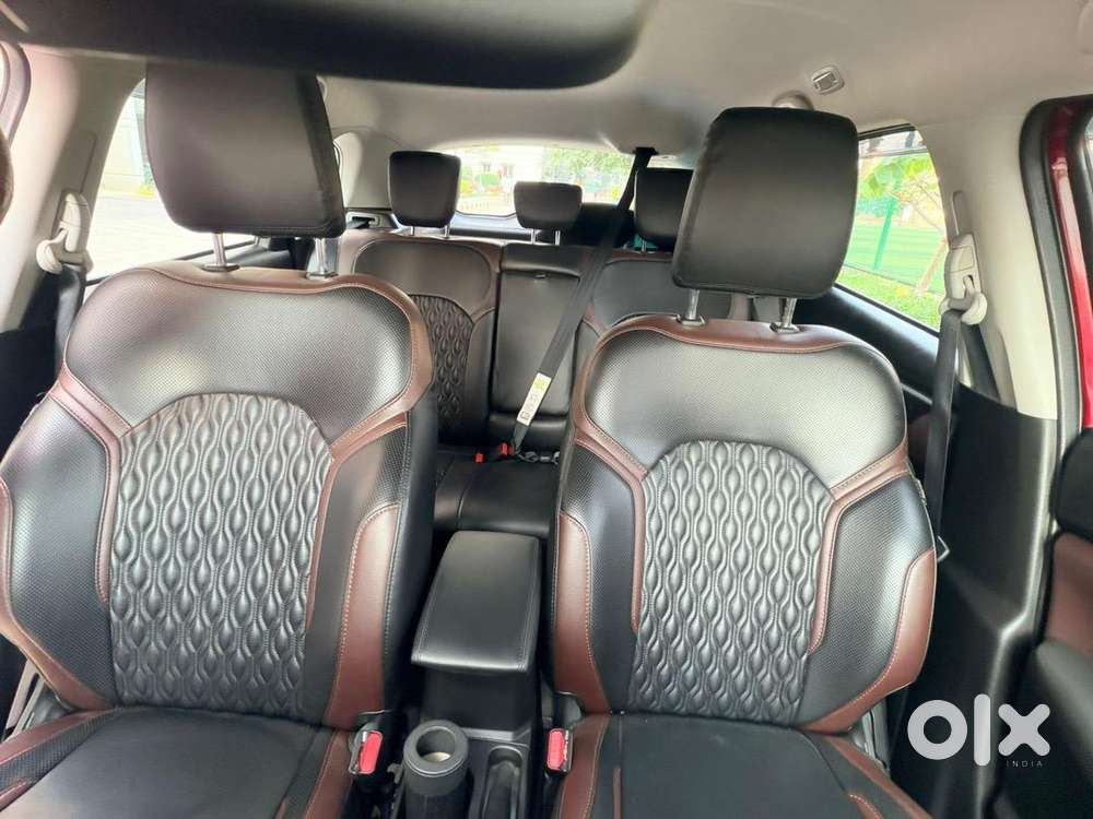 Maruti Suzuki Grand Vitara 2023 Petrol 22906 Km Driven