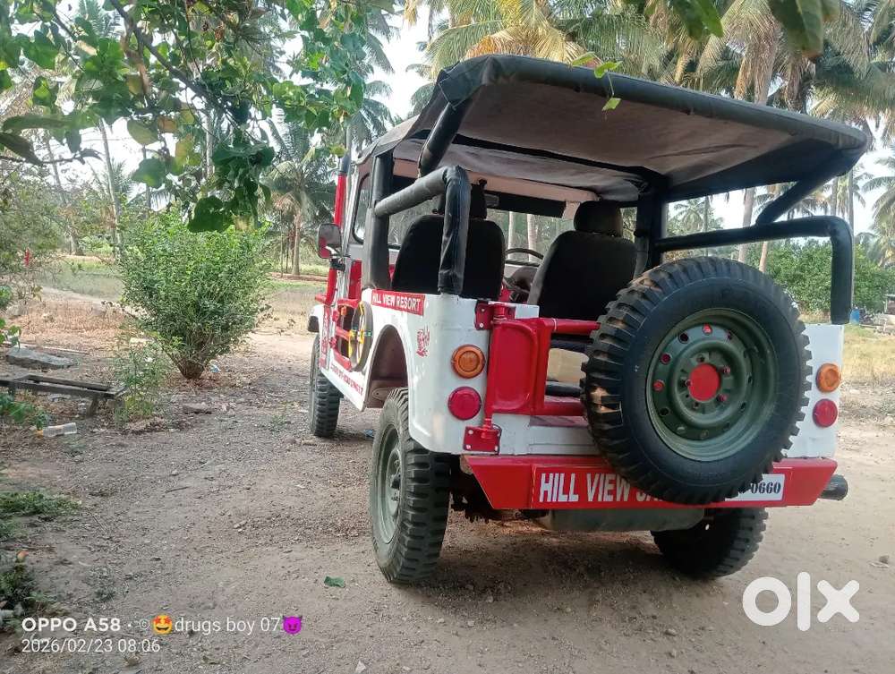 Mahindra Jeep 2001
