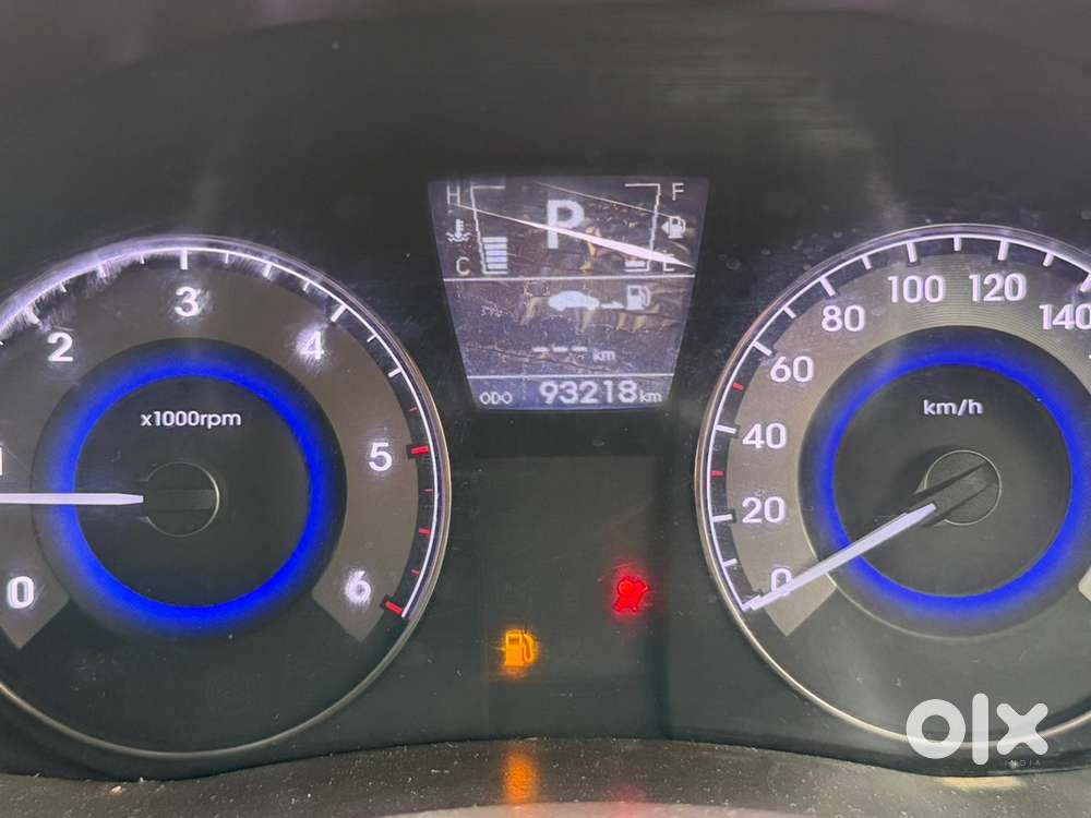 Hyundai Fluidic Verna 2016