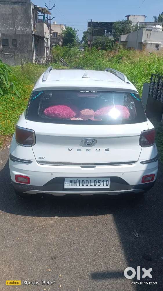 Hyundai Venue 2020 Diesel 121210 Km Driven