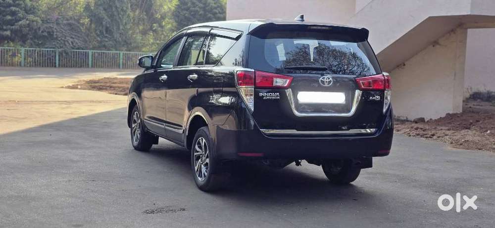 Toyota Innova Crysta [2020-ongoing] 2.4 Vx 8 Str, 2021, Diesel