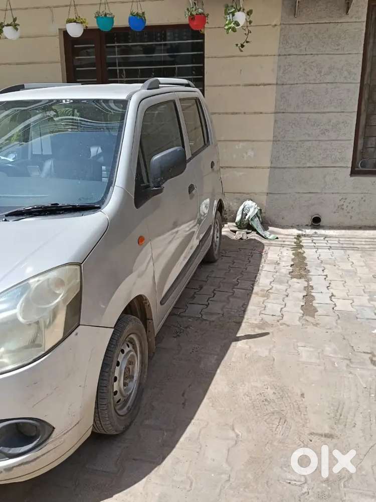 Maruti Suzuki Wagon R 2012 Petrol Well Maintained
