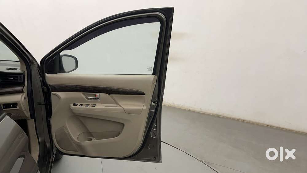 Maruti Suzuki Ertiga Zxi At, 2019, Petrol