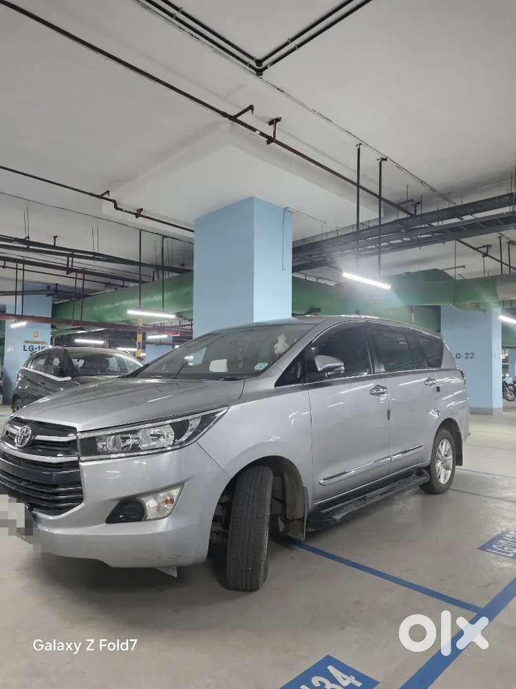 Toyota Innova Crysta 2.7 G Automatic Petrol | 2018 | 59,000 Km