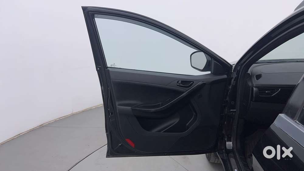 Tata Nexon 1.5 Revotorq Xz Plus (o) Dark Edition, 2022, Diesel