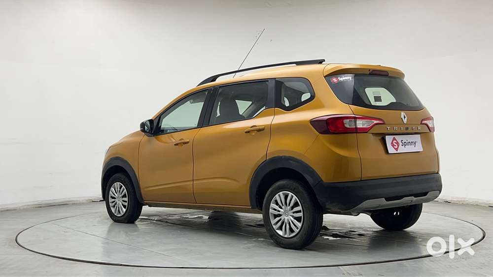 Renault Triber Rxt, 2022, Petrol