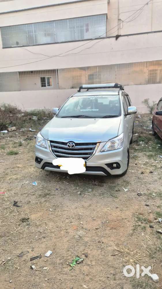 Toyota Innova 2013 Diesel 400000 Km Driven