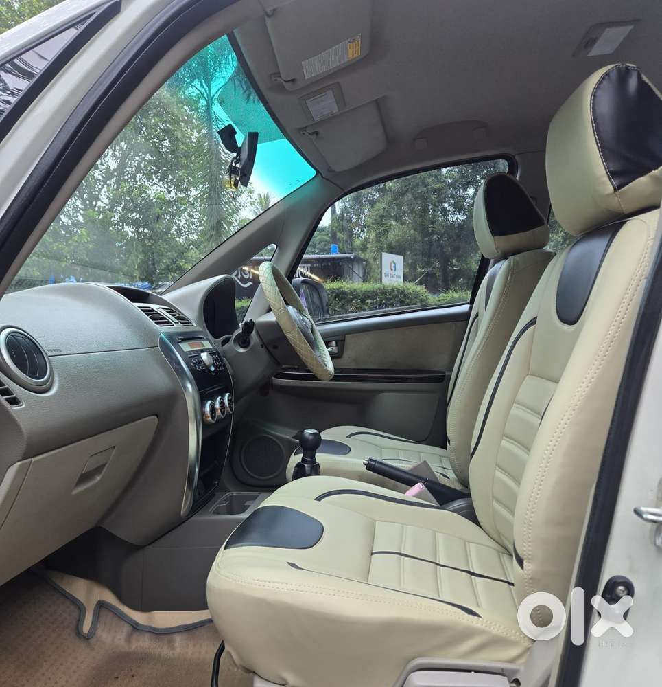 Maruti Suzuki Sx4 Zxi Mt Bsiv, 2012, Petrol