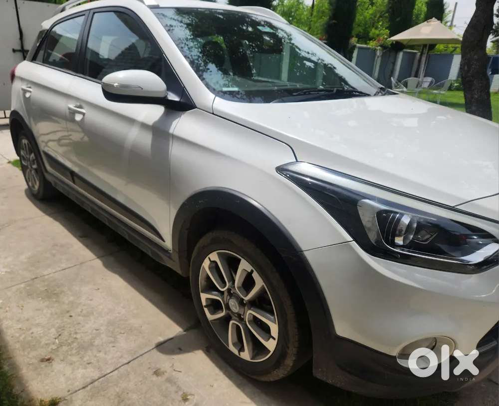 Hyundai I20 Active 2018 Petrol 46000 Km Driven.