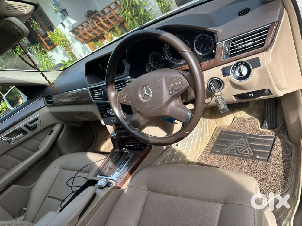 Mercedes-benz E-class 2012