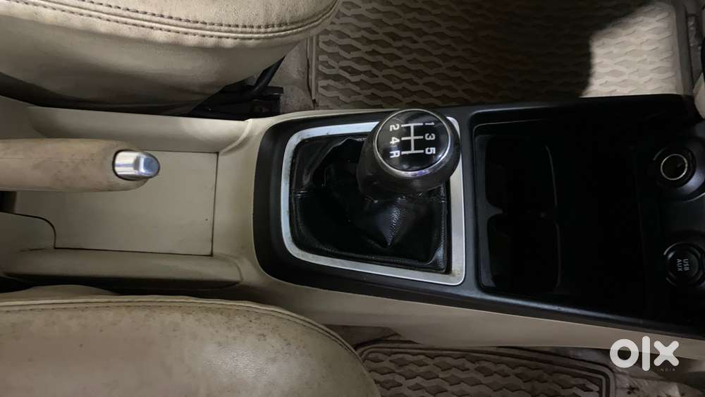 Maruti Suzuki Swift Dzire 1.2 Zxi Bsiv, 2017, Petrol