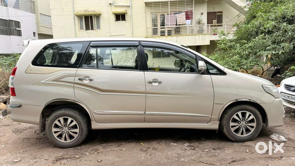 Toyota Innova 2.5 Zx Top End