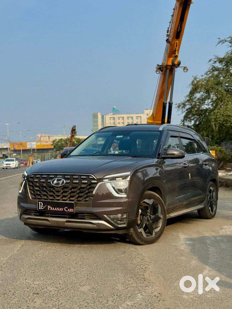 Hyundai Alcazar 2.0 Signature (o) Petrol At 6 Str, 2022, Petrol