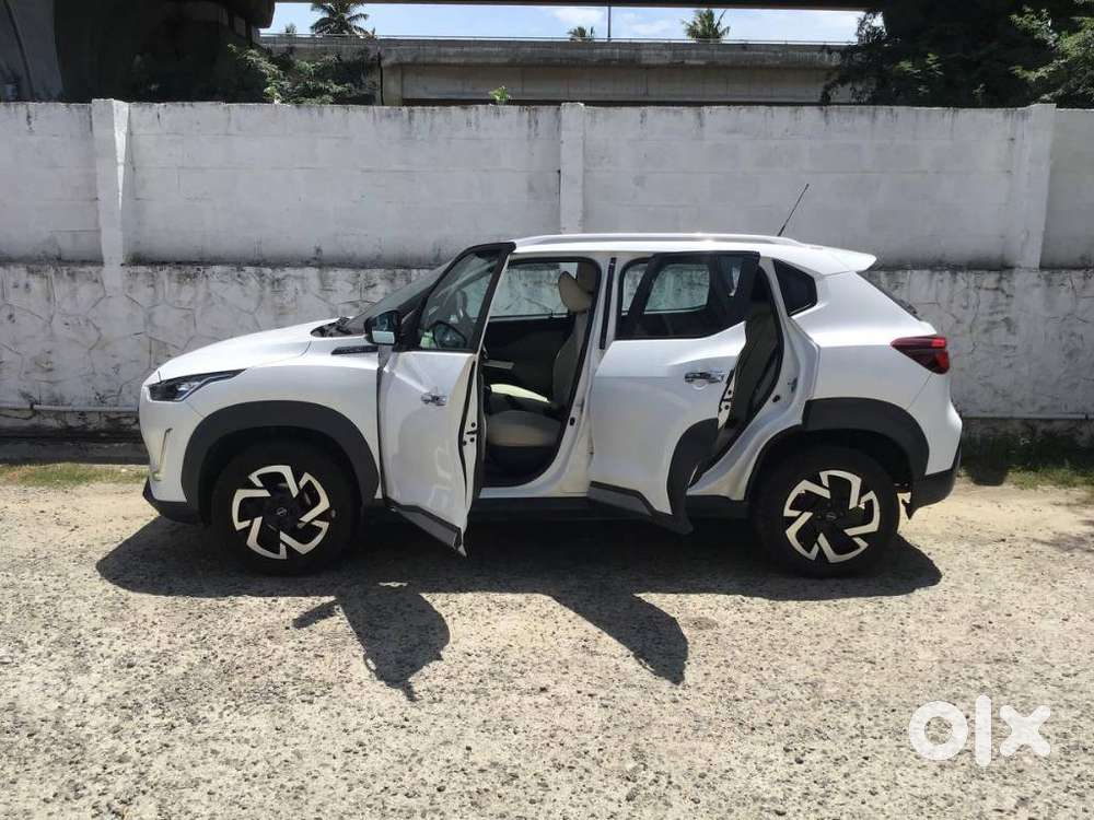 Nissan Magnite 1.0 Xv, 2021, Petrol